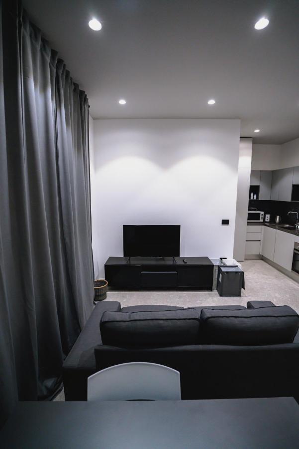 De Luca 6 Apartments Salerno Luaran gambar